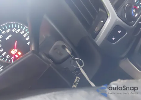 2016 Chevrolet Silverado 1500 1Lt from USA, damaged, VIN 1GCVKREH7GZ313734